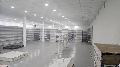 Single Storey Warehouse Bukit Kemuning Facing MAin Road