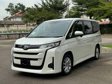 Toyota NOAH 2.0 G (A)