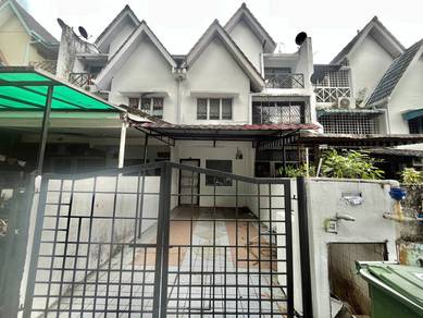FACING OPEN RENOVATED 3 Storey Townhouse, Seksyen 5 Wangsa Maju, KL