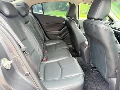 Mazda 3 2.0 SEDAN HIGH SKYACTIV (CKD) (A)