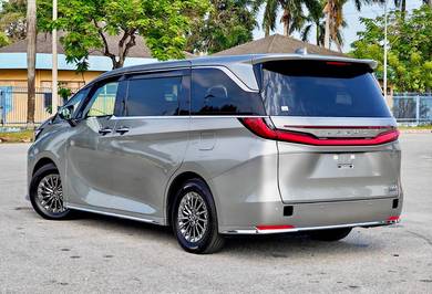 Lexus LM 500H 2.4 EXECUTIVE 4 Seater Mark Levinson