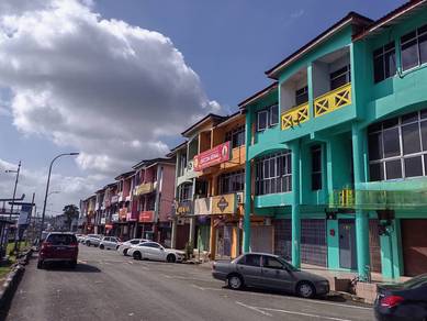 Senai 3 Storey Shoplot Facing Mainroad @ Taman Senai Utama