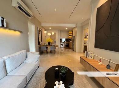 Pet-Lover’s Paradise with Modern Living in Quayside Plaza!