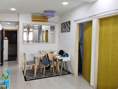 FULLY RENOVATED👍LOWER FLOOR👍Halaman Kristal Block 5