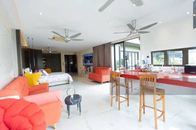 3.5 storey Bungalow House For Sale, Tropicana Golf & Country Resort