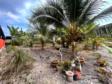 Vacant Bungalow Lot @ Batu 7 Lekir Manjung Perak For Sale