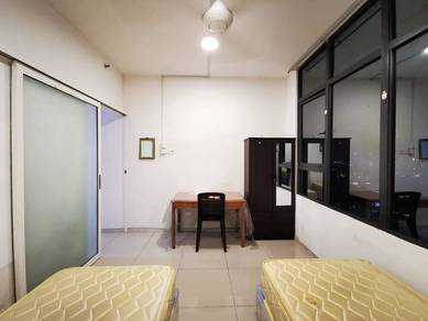 PJ Centrestage, 1+1 room, near UM, Plaza 33, Jaya One