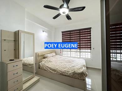 Putra Place Poolview 1000sqft Fully Renovated 3 Car Park Bayan Lepas