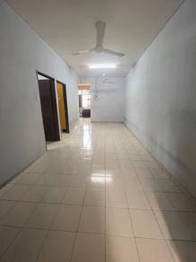 Rumah Teres Setingkat di Taman Kenangan, Sg Karangan