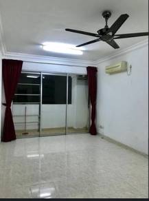 Koi Tropika, Partially Furnished @ Taman Industri Pusat Bandar Puchong