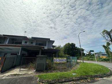 Corner landed double storey house for sell at berjaya park shah alam