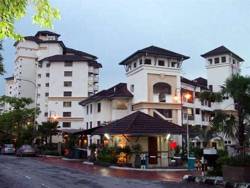 Condominium for Sale beside lrt usj 21 low density good environment