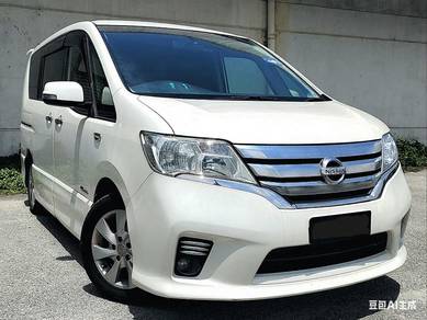 Nissan SERENA 2.0 S-HYBRID HIGHWAY STAR
