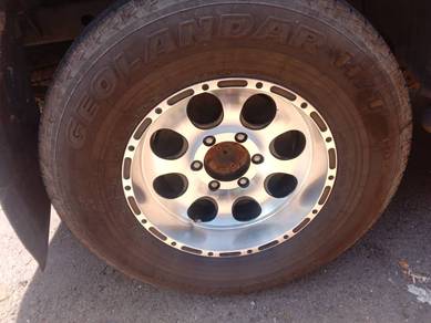 4x4 Sport Rim 16” with Yokohama Tyre 265/70/16