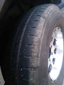 4x4 Sport Rim 16” with Yokohama Tyre 265/70/16