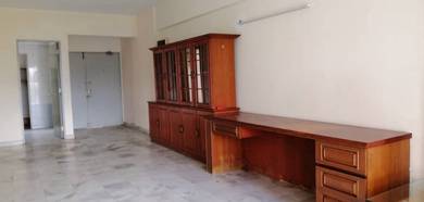 Seri Mas condo (GARDEN & KLCC VIEW)