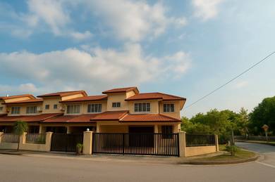 CORNER 2 storey Terrace Link House ✅ 3050sf TAMAN MERANTI JAYA Puchong