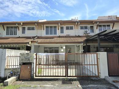 Double Storey Terrace House Taman Vista Emas Bangi