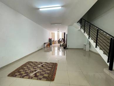 Triple Storey Bangi Avenue