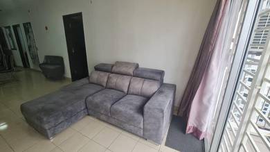 FULLY FURNISHED AND NICE UNIT AT RESIDENSI KEPONGMAS For rent
