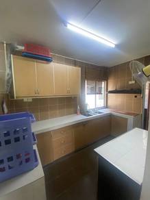 Murah Rumah Atas Kedai Berhadapan Kiambang Putra Perdana For Rent ‼️