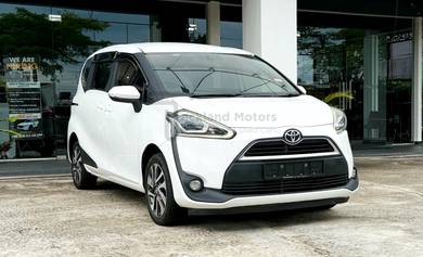 Toyota SIENTA 1.5 V (A) Two Power Doors