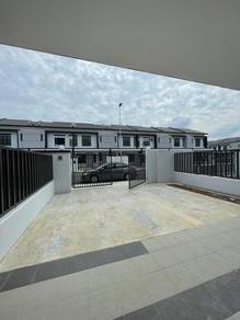 Double Storey / Jalan Akasia / Bistari Perdana / Pasir Gudang / 4 Bed