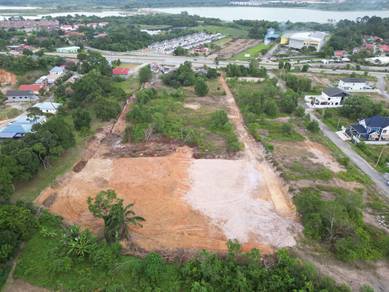 Dengkil, Tanah Bangunan di Jenderam Untik Dijual