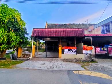 Sabak Bernam, Teres 2 Tingkat Corner Lot Untuk Dijual