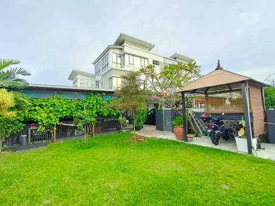 Kajang, Beautiful & Full Renovated Semid Corner Lot For Sale