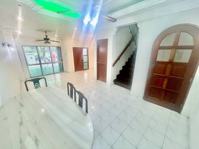 (FACING OPEN+EXTENDED)2 Storey Taman Serdang Raya Seri Kembangan