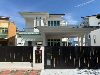 Move in Condition @ 2 storey Bungalow Taman Cenderawasih Seremban