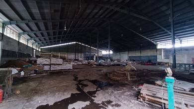 Factory / Warehouse Bintawa FOR SALE