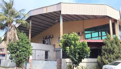 Corner Shop Lot untuk Dijual 🏪