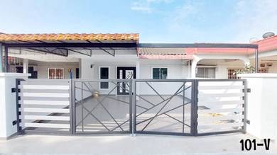 FULLY RENOVATED Teluk Pulai Klang 1 Storey House 23x70 Kitchen Extend