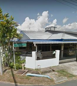 Corner Lot - Taman Megah @ Kolombong (3 Bilik) - Land Area 3734 sqft