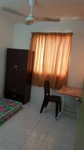 Taman Kristal Apt Block C 3-Bedrooms 700sf Tiles Flooring 1-Carpark