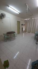 Taman Kristal Apt Block C 3-Bedrooms 700sf Tiles Flooring 1-Carpark