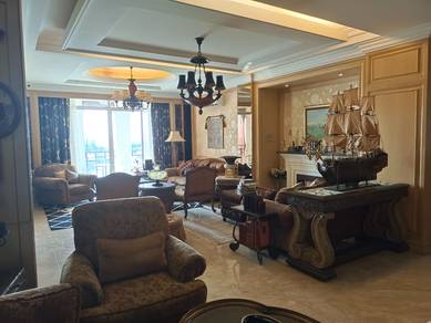 Boulevard Subang Jaya condo for rent. Lake view. 3000sf. 4 carpark.