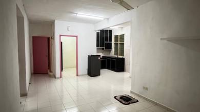 Villa Krystal @Bandar Selesa Jaya/ Fully renovated