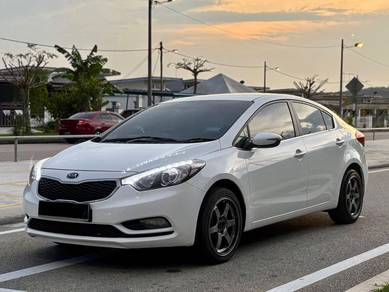 Kia CERATO 1.6 (A) keyless push start