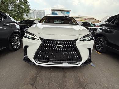 Lexus NX250 2.5 S/Roof 360V BSM H/Up Display