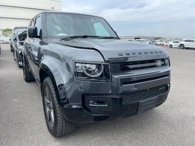 Land Rover DEFENDER 3.0 110 D300 X-DYNA HSE