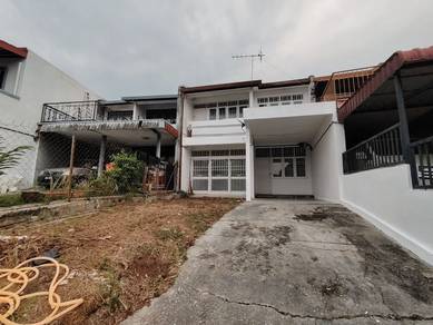 MURAH Double Storey Terrace Seksyen 1 20x75sft Bandar Baru Bangi