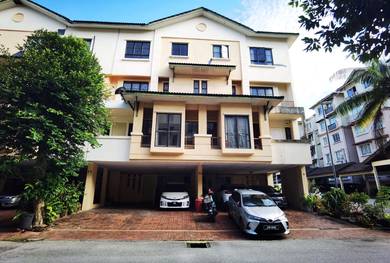 3.5 Storey Townhouse Upper Unit Prima Court Taman Melawati