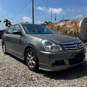 Nissan SYLPHY 2.0 LUXURY (A)