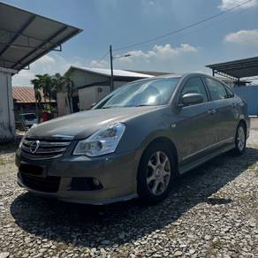 Nissan SYLPHY 2.0 LUXURY (A)