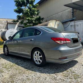 Nissan SYLPHY 2.0 LUXURY (A)