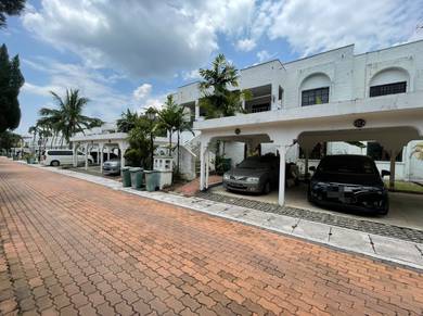 Townhouse Country Villas, Country Height Kajang