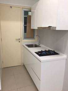 (PARTLY FURNISHED) Galleria Studio Taman Equine Seri Kembangan